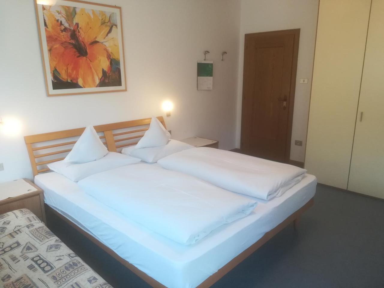 Pension Dolomitenblick Tesimo Esterno foto